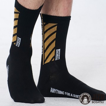 地藏小王 BLUE WAY – 運動進化中筒襪(黑)