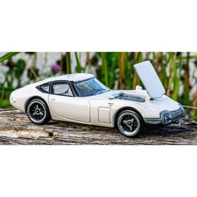 マジョレット 1/64 トヨタ 2000GT ミニカー ミニチュア ホワイト 白 ブリスターパック majorette TOYOTA  コレクターズカード付 212052010Q08 | LINEショッピング