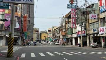 左營大路商圈巷內住四商四方正建地｜高雄市左營區左西段
