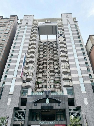 小八推✨永興商圈旁、中國醫｜大衛營陽台大套房✨｜台中市北區進化北路