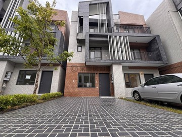 沐清城｜雙拼花園別墅・社區型透天・稀有釋出｜新竹市香山區中華路六段