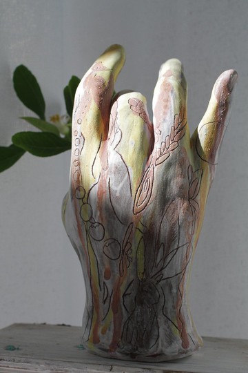 純手捏手繪陶手/數數看有機隻兔子呢