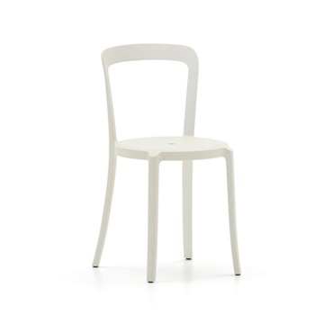 On & On Stacking Chair 堆疊椅（白）