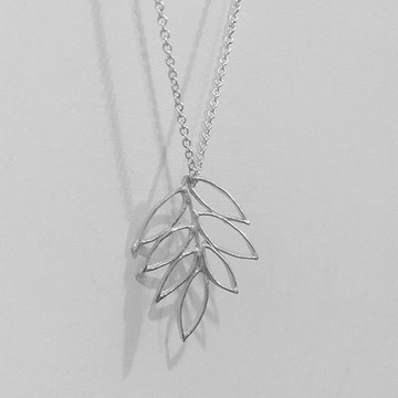 集悅。葉子 鏤空純銀項鍊