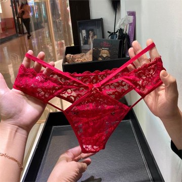 輕奢歐貨蕾絲鏤空屁股漏洞女士丁字三角提臀白色可愛日系性感