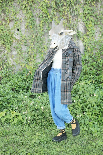 Giraffe 長頸鹿人_特殊灰橘格紋刷毛羊毛古著牛角釦外套