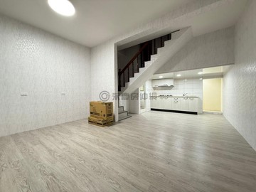 省鳳商圈低總價透天-近文衡商圈文山特區｜高雄市鳳山區文衡路