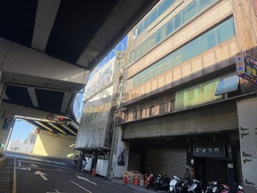 愛一路 穩定收租中的稀有電梯超大戶｜基隆市仁愛區愛一路