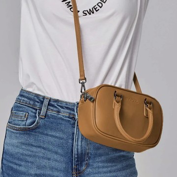 【MOZ瑞典駝鹿】防潑水 枕頭包 (餅乾色)