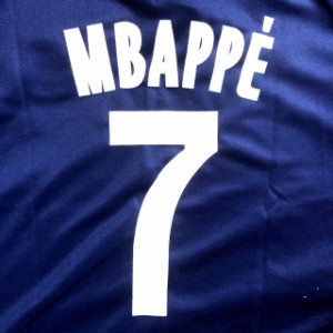 子供用 K072 パリサンジェルマン Mbappe 7 ムバッペ エムべぺ 紺白 ゲームシャツ パンツ付 サッカー キッズ ジュニア ユニフォーム 通販 Lineポイント最大5 0 Get Lineショッピング