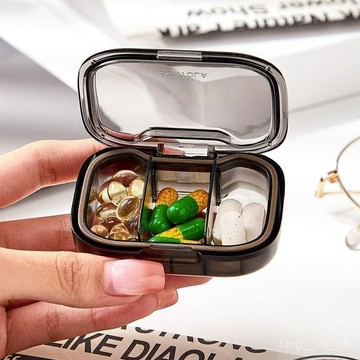 🚀臺灣出貨🚀隨身 便攜小藥盒 迷你 小號藥丸 藥片 藥品 分裝盒 密封 隨身 分藥料汁盒子