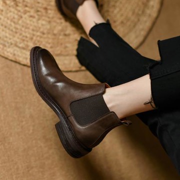 切爾西短靴女2025新款春秋單靴復古馬丁靴低跟圓頭真皮法式小踝靴