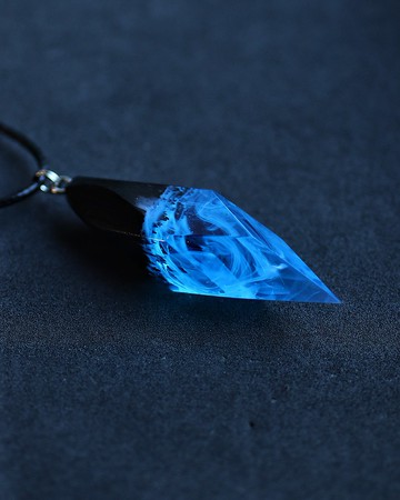 木質樹脂項鍊火挂件生日禮物環氧樹脂挂件