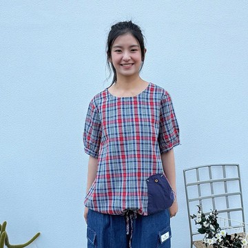 Hana Mokuba 圓領格紋小鳥口袋綁帶收口上衣