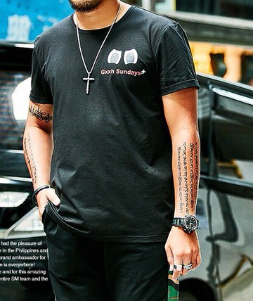 FINDSENSE H1 2018 夏季 新款 潮胖子 卡通眼睛圖案印花 加肥 加大碼T恤 透氣寬鬆短袖 休閒上衣 潮男