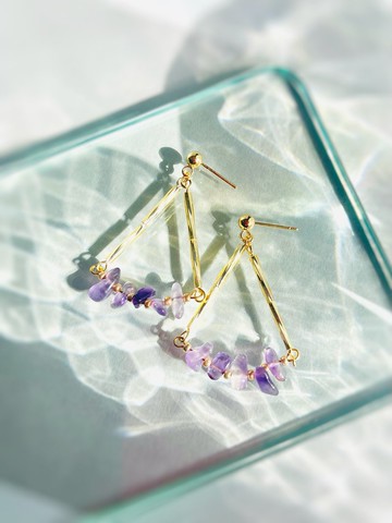 紫水晶三角耳針 / 能量石 / 單顆耳針 / 18KGP / 單顆寶石 / 簡約 / 低過敏 / 紫水晶 / 生辰石