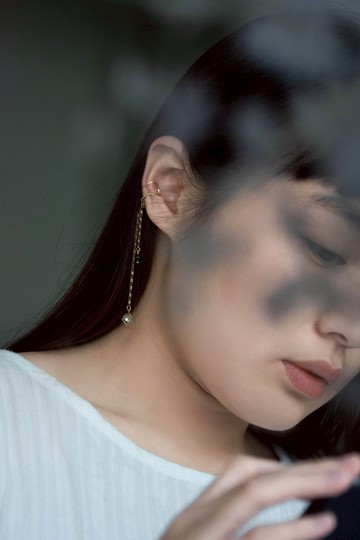 快速出貨 | AW 系列 | 珍珠 / 黑瑪瑙 & 方塊皓石 垂墜耳骨夾