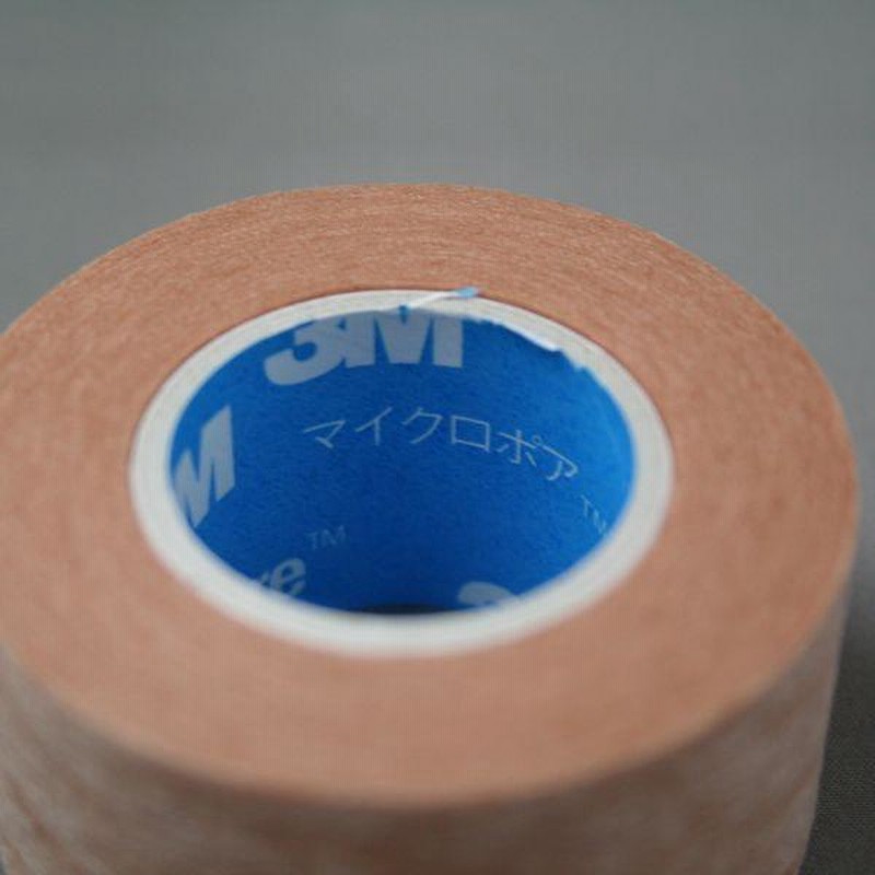 ランキングや新製品 3M マイクロポア スキントーン サージカルテープ 1533-0 12.5mm×9.1m 1巻