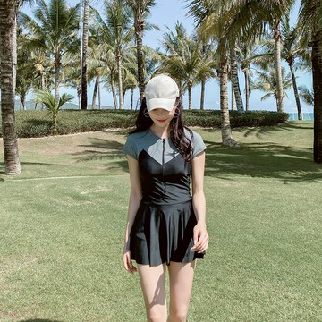 新款運動游泳衣女專業裙式連體保守遮肚顯痩平角泳裝韓國溫泉學生