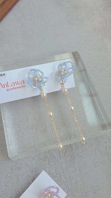 耳環【 空氣花 】 藍 _ AnLawa _首波預購贈AnLawa貼紙包