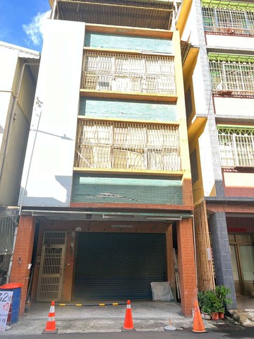 市中心大面寬透天金店面｜高雄市前金區新盛一街