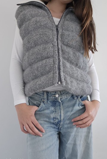 蓬鬆拉鍊雙面雙色背心，手工針織夾克