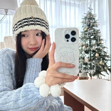 由里公園ins小眾可愛閃粉貓咪爪印毛球掛繩適用16pro蘋果16ProMax手機殼iPhone16全包15新款14Promax保護套女