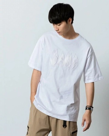 電繡火焰logo落肩短TEE (白色)