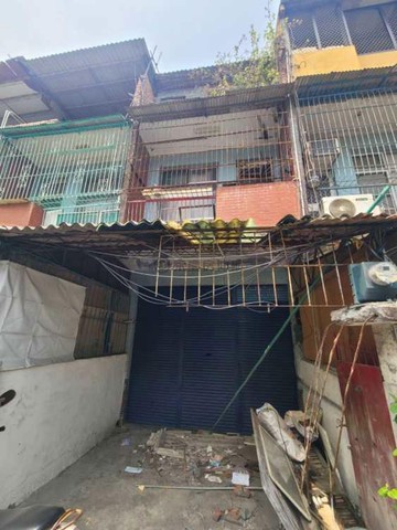 楠梓右昌商圈低總價車庫透天宅活巷進出04016｜高雄市楠梓區廣昌街