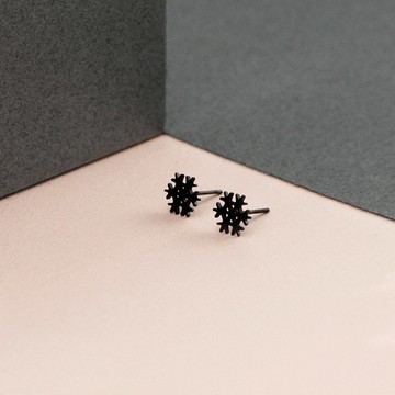 雪花飄飄鋼耳環 - 黑色  銀色