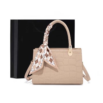 母親節禮物生日媽媽包大氣中年女士包包2025新款高級感斜挎手提包