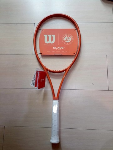 Wilson Blade 98 V9 2025法網限定版