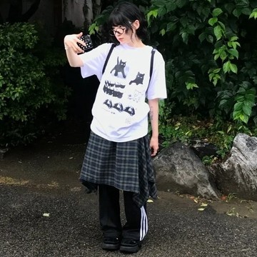 【FJstore】韓國 Video Jockey IBEUMYEON 貓咪插畫 短T 短踢 寬鬆 落肩 圓領 短袖上衣