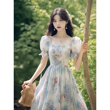 茶歇法式碎花泡泡袖連衣裙子夏裝女2025年新款古著vintage公主裙