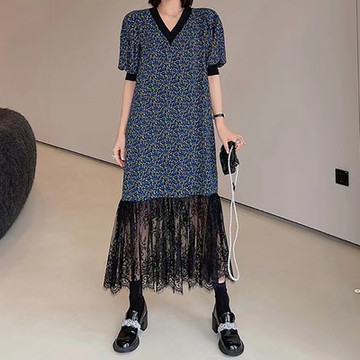 [米蘭精品] 連身裙 短袖洋裝-碎花拼接蕾絲V領女裙子74ci50