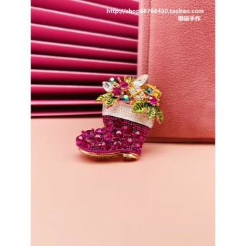 圣誕新年禮物紅色靴子胸針女鈴鐺胸花玫紅色鑲鉆歐美飾品送女友