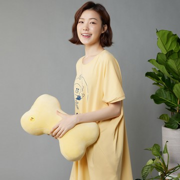 【YVONNE以旺傢飾】莎莉立體小骨頭抱枕