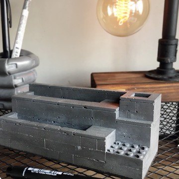 曙MUSE｜樂高雙層水泥筆筒名片架 原創 手作 造型 禮物 創意 居家擺飾 手機架 杯墊架 辦公室 擴香石