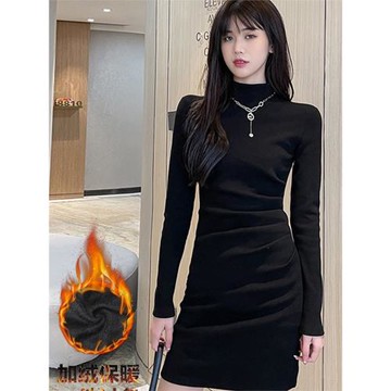 大碼女裝2026新款春秋裝配大衣加絨包臀裙半高領內搭打底連衣裙女