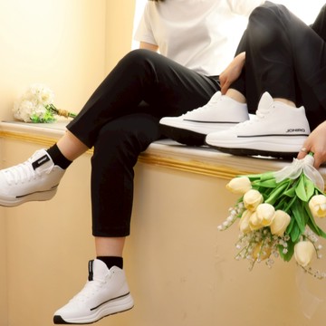 【JONIRO】台灣製造 Fly Out 帆人鞋 極限白 帆布鞋 穿搭 白鞋 運動 休閒 學生(部分鞋款有現貨)