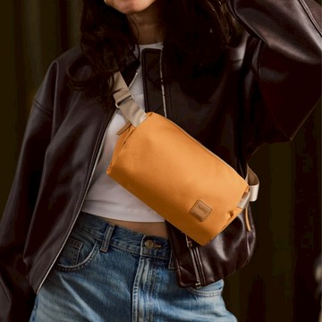 Classic Sling (3L) 經典胸包 Olive 橄欖綠