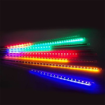 MODACore 摩達客 聖誕燈裝飾燈LED流星燈串8條燈 四彩光插電式/單燈長50cm  一種尺寸  四彩色光  1組