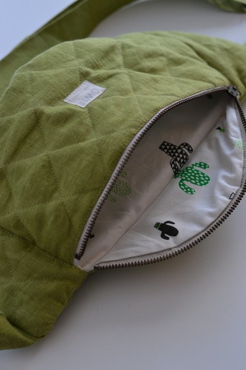 亞麻斜背包 男女通用，腰包，帆布隨身包，旅行背包，