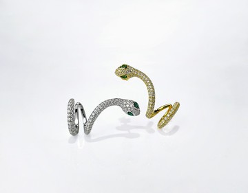 莫桑鑽 | 靈蛇Snake耳釘 | 台中門市 |  可升級K金白金真鑽