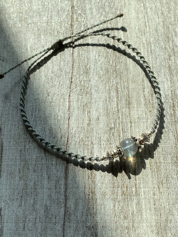 細蕾絲系列 灰月光純銀編織手鍊 天然石手鍊