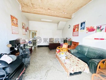 旗山老街/南站轉運站/需整理車庫透天 ｜高雄市旗山區復新東街