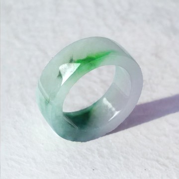 飄綠花翡翠戒指戒圈 | 國際12圍 | 天然緬甸玉翡翠A貨 | 送禮