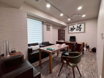 洛克斐勒商辦文心崇德商圈 | 已裝潢隔間有車位｜台中市北屯區崇德路一段