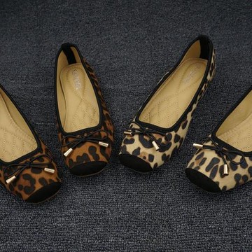 2024韓版春秋女單鞋方頭蝴蝶結舒適平底鞋豹紋淺口休閑鞋大碼女鞋