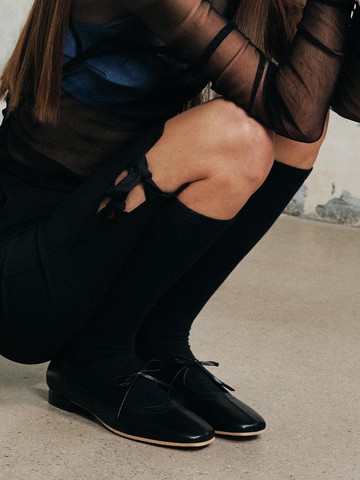 Venda Flat Shoes_Black